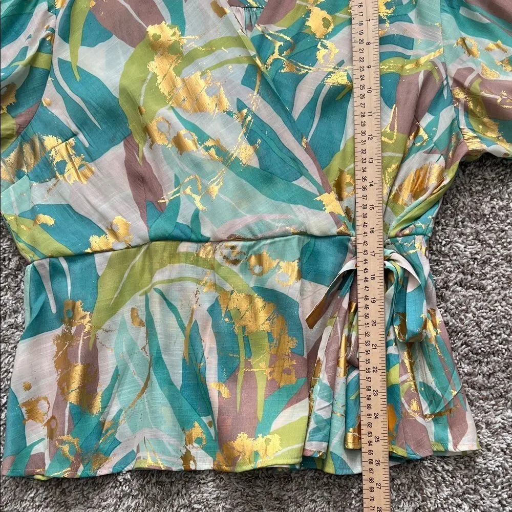 Like New! Harve Bernard Elegant Multicolor Faux Wrap Tie Front Blouse in 2X